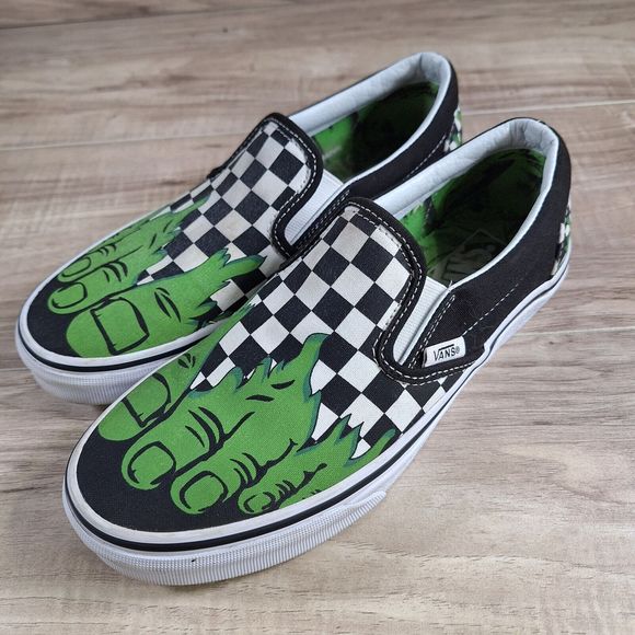 Vans Off The Wall Marvel HULK Slip-On Shoes Checkerboard Hulk Feet Women Sz 7.5 - Picture 1 of 11